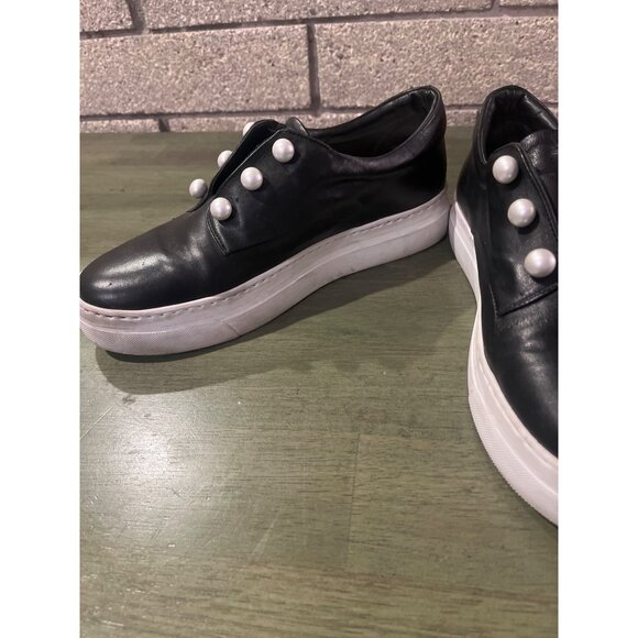 Womens Black Slip-On Platform Sneakers W/ Pearl Accents Casual Style Leather Upp - Picture 3 of 7